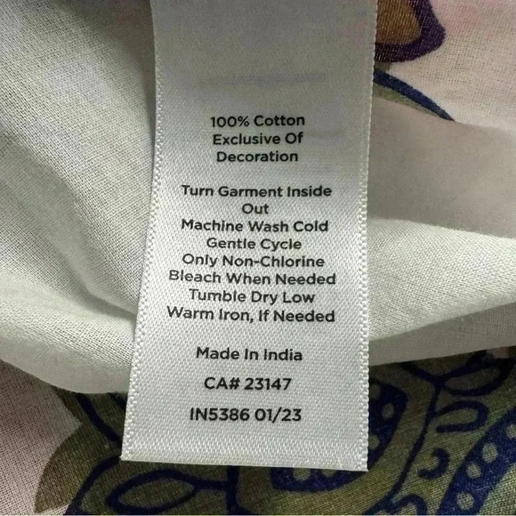 Talbots Women’s 1X Blouse Blue Imari Floral Medallion 3/4 Sleeve Crochet Accents - Picture 12 of 13